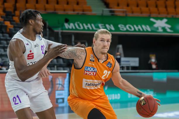 过国际化历 过国际化历