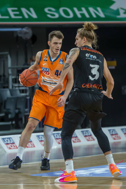 加纳乔的下 加纳乔的下