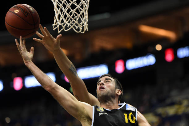 他不仅是防 他不仅是防